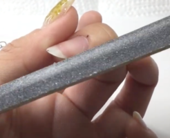 爪に筋が出来るのは病気が原因 線が黒かったら要注意 ネイルぷるん セルフジェルネイラーのためのwebマガジン