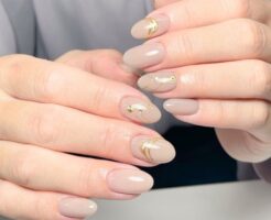 西武立川のCare Bloomで仕上げたピンクベージュとゴールドの上品なネイル